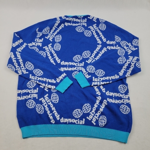 NWOT Asos knit oversized all over day social print sweater - Picture 6 of 7